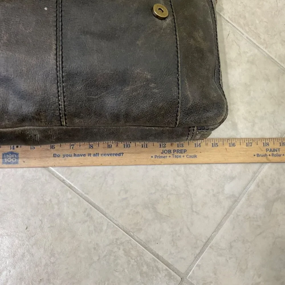 Vintage Black Rivet Wilson’s Leather Distressed Messenger Bag Large Laptop